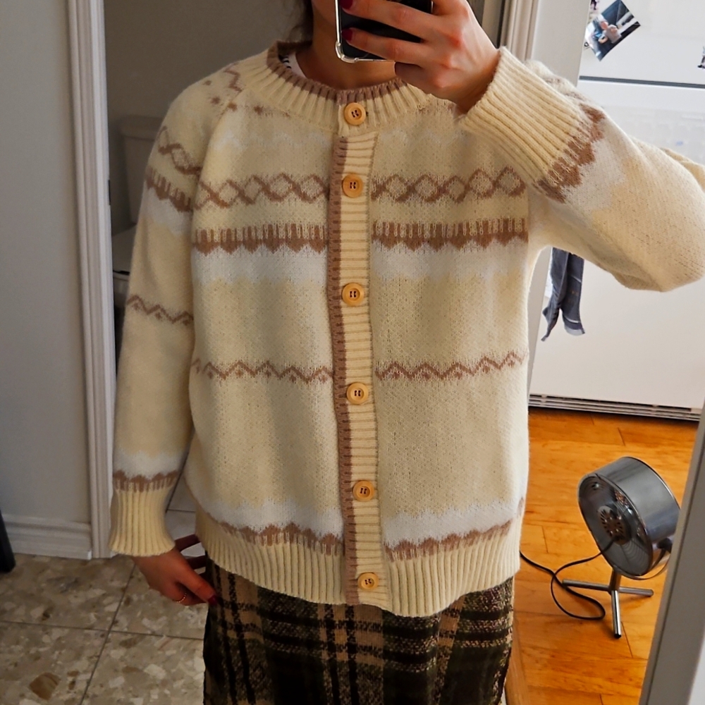 Button long sleeve cardigan